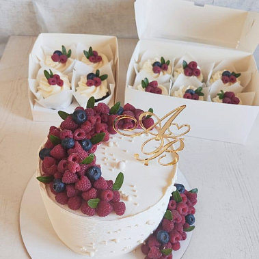 «Пиршество ягод» купить - серов.сладкоежкин.рф